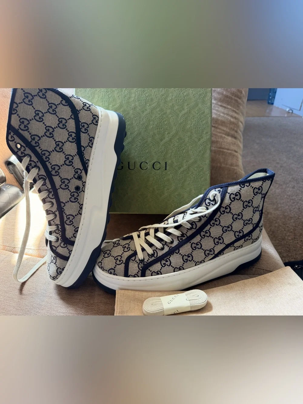 Gucci iconic gg